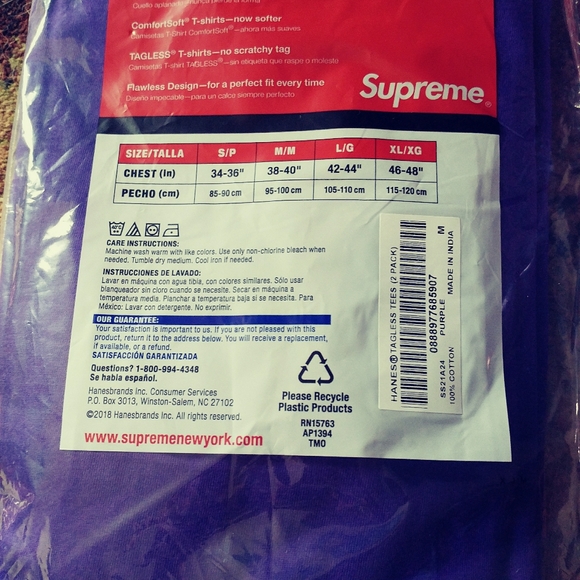 Supreme hanes tshirts - Picture 4 of 6